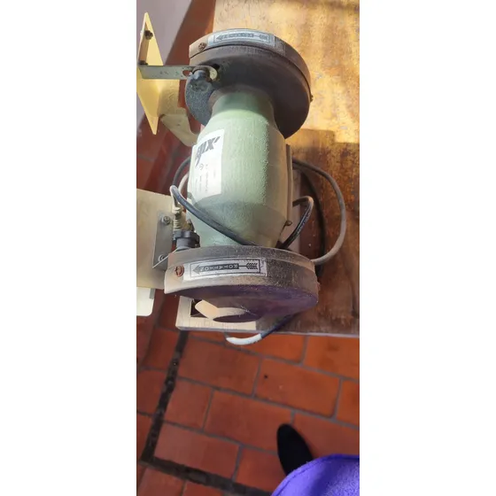Amoladora De Mesa Mejix Diam.125x13 Usada Con Banco