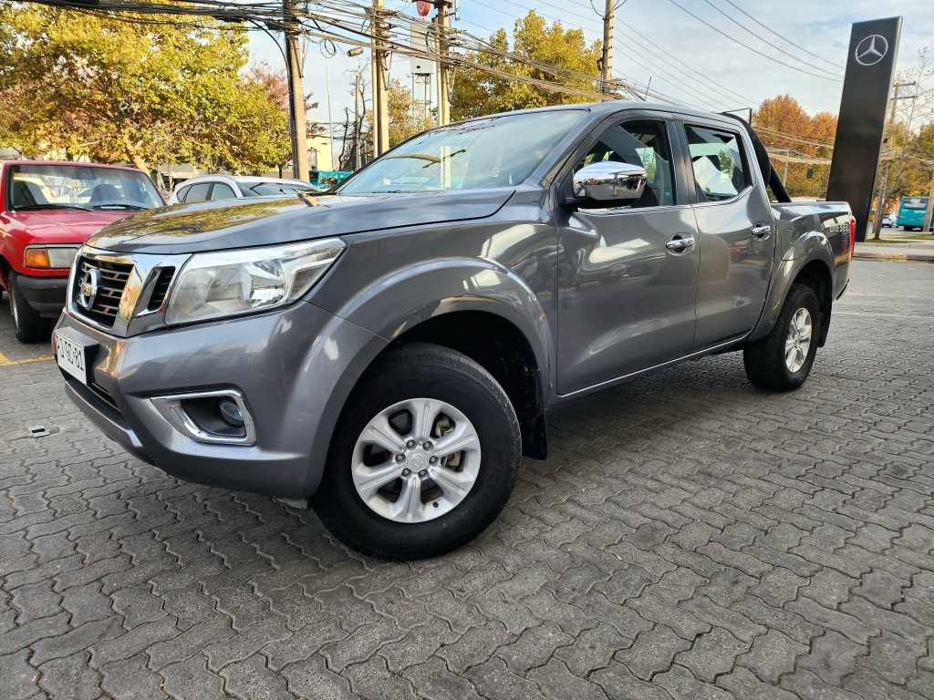 Nissan Navara 2.3 Xe Diesel Dc Mt 4p