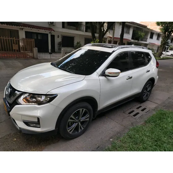 Nissan X-trail 2.5 Advance