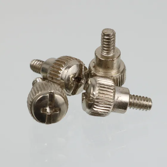 Kit 200 Unidades Parafuso De Aperto Manual M4x0,7