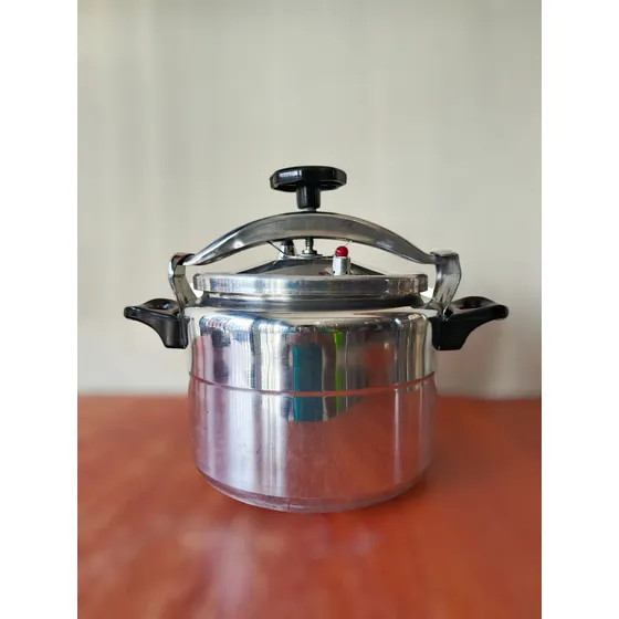 Olla A Presión Led 10l