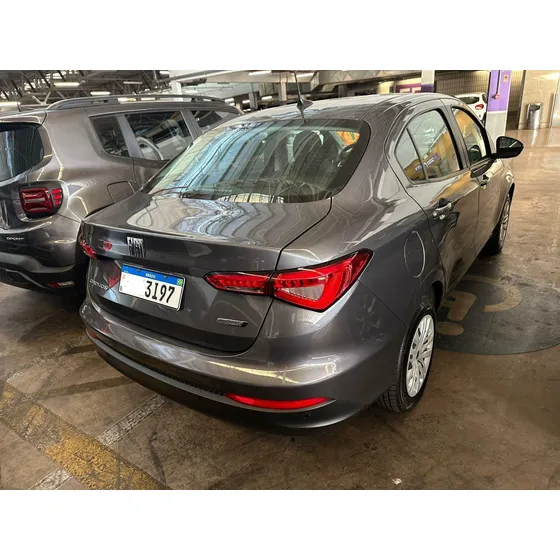 Fiat Cronos Drive 1.3 8v Flex