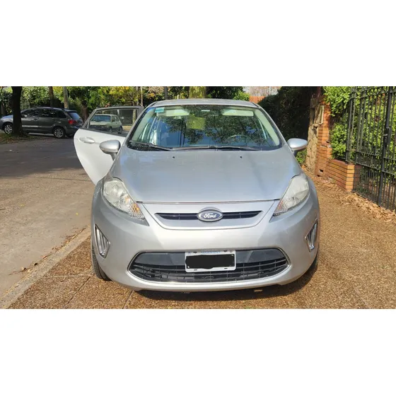 Ford Fiesta Kinetic 1.6 Design 120cv Titanium