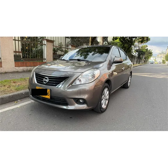 Nissan Sentra 1.6 B13