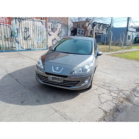 Peugeot 408 2.0 Feline 143cv