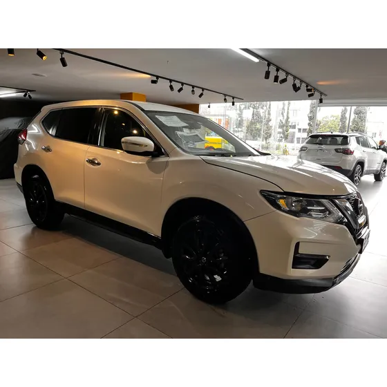 Nissan X-trail 2.5 Sense 2 Filas Cvt