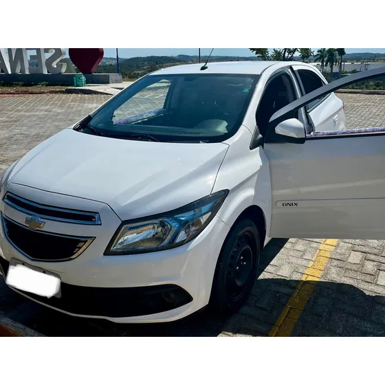 Chevrolet Onix 1.4 Lt 5p