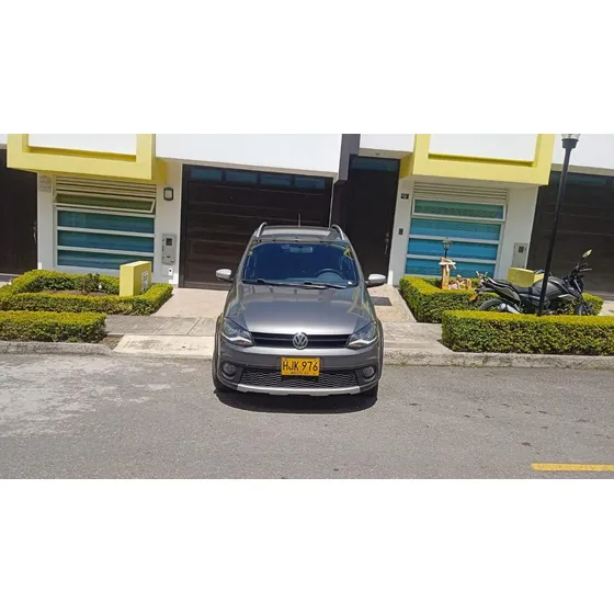 Volkswagen Crossfox 2014