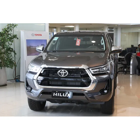 Toyota Hilux Pick-up 2.8 Cd Srv 204cv 4x4 At