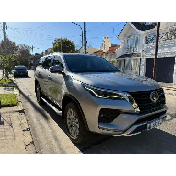 Toyota Sw4 2.8 Srx 204cv 4x4 7as At