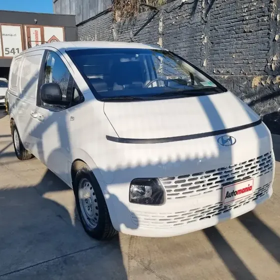 Hyundai Staria 2024 2.2 Crdi Us4 Fg Furgon Doble Puerta 2024 usado en Viña del Mar