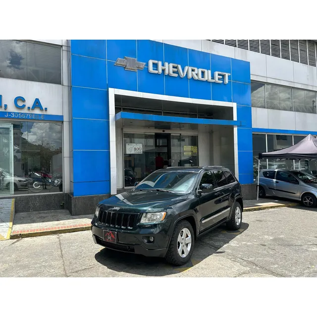 Jeep Grand Cherokee Laredo