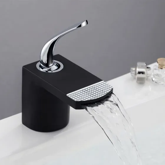 Grifo Mezclador Lavabo Baño Elegante Agua Fria Caliente Grua