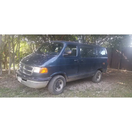 Dodge Ram Wagon 3p Wagon 1500 Pasajeros V6 Mt