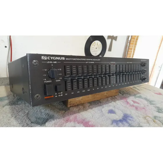 Cygnus Equalizador Grafico Stereo Ge-1800x Perfeito Revisado