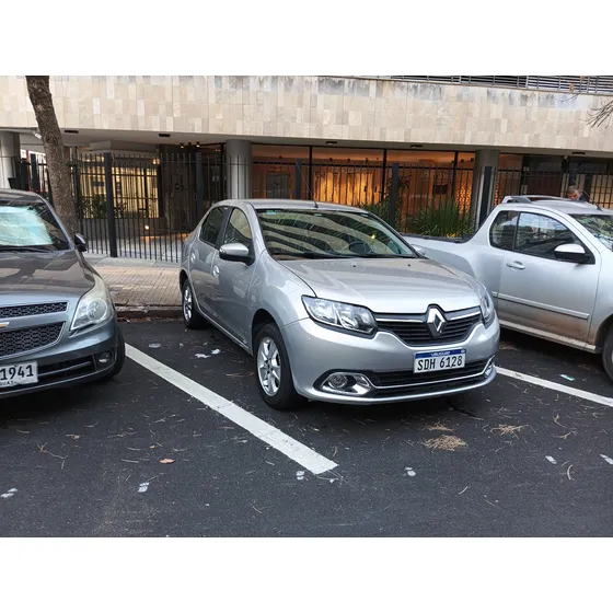Renault Logan 1.6 Privilege 105cv