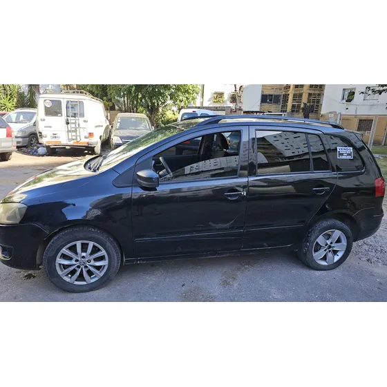 Volkswagen Suran 1.6 Trendline 11b