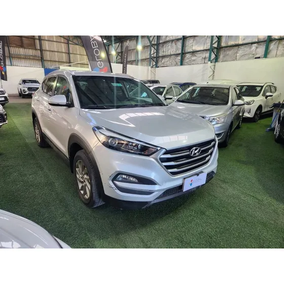 Hyundai Tucson 2.0 At