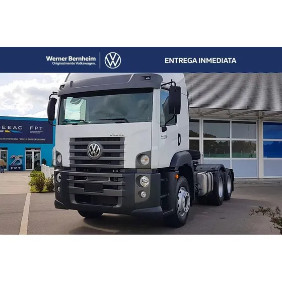 Volkswagen Constellation 25-360 Automático