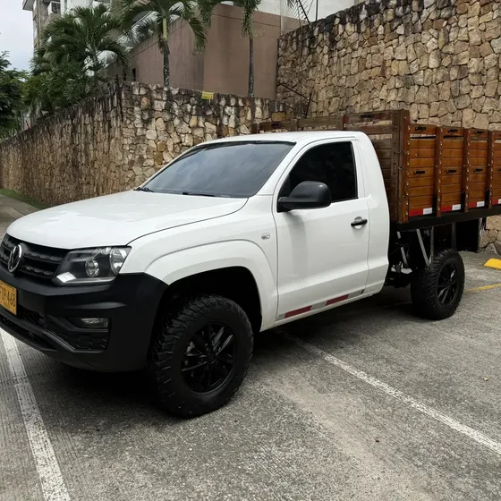 Volkswagen Amarok 2019 2.0 Trendline 340cv 4x4
