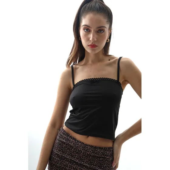 Top Tiritas Con Puntilla Magisa Mujer Naif
