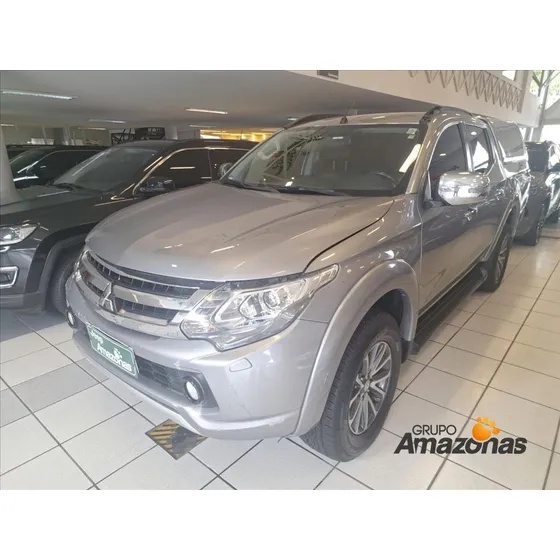 Mitsubishi L200 Triton 2.4 16v Turbo Diesel Sport Hpe-s Cd 4p 4x4 Automático