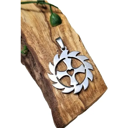 Dije Cruz Orlada Hecho En Plata 950 