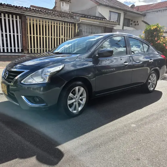 Nissan Versa 2016 1.6 Advance At Full Equipo