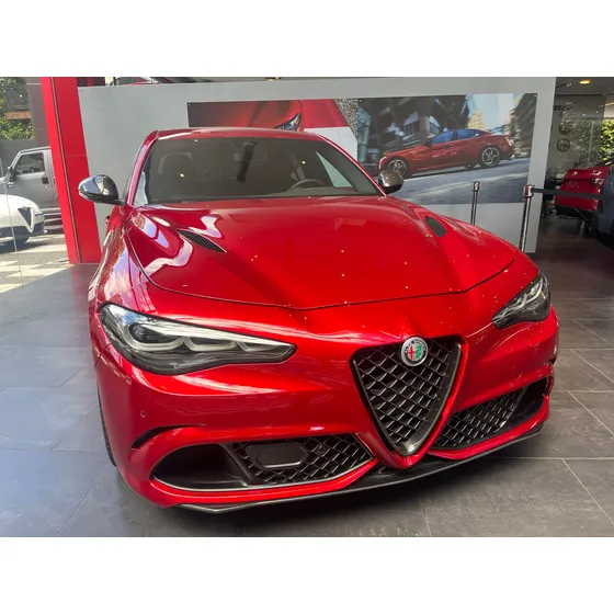 Alfa Romeo Giulia Ferrari Quadrifoglio 510cv
