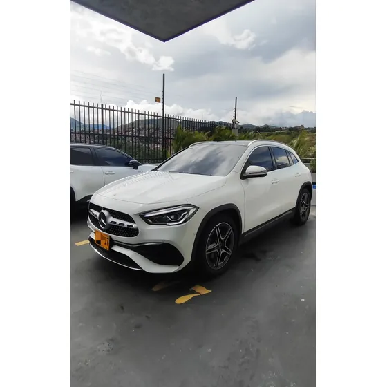 Mercedes-Benz Clase Gla 2023 1.3t Amg Line