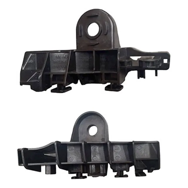Guia Plastica Bomper Tras Izq Para Toyota Fortuner 2017-2020