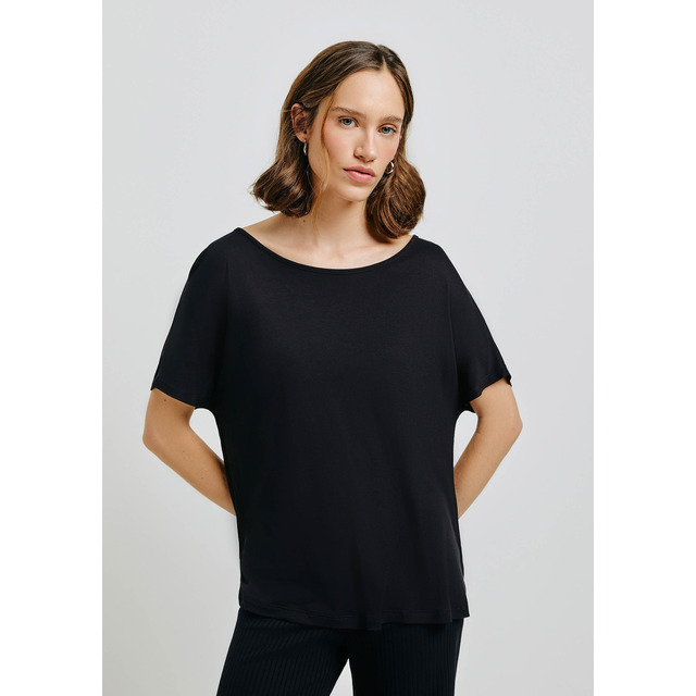 Blusa Básica Feminina Manga Curta Em Viscose Hering Blusa Básica Feminina Manga Curta Em Viscose Hering