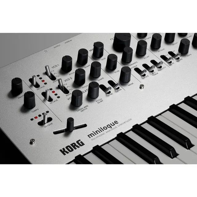 Korg Minilogue Sintetizador Analógico