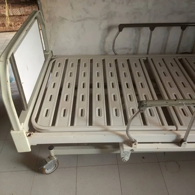 Cama Clinica, Usada