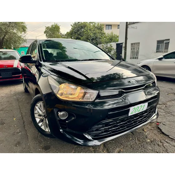 Kia Rio 1.6 L Hatchback Mt