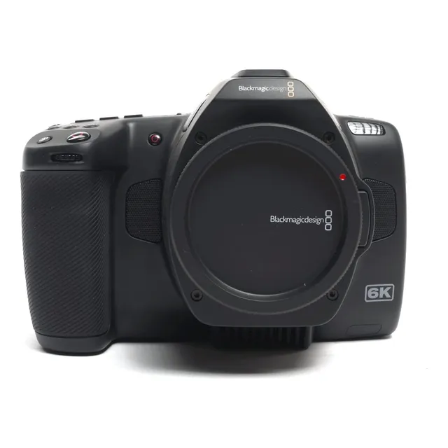 Blackmagic Design Pocket Cinema Camera 6k Pro