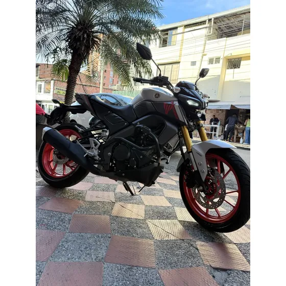 Se Vende Mt15 2025 9,600 Km