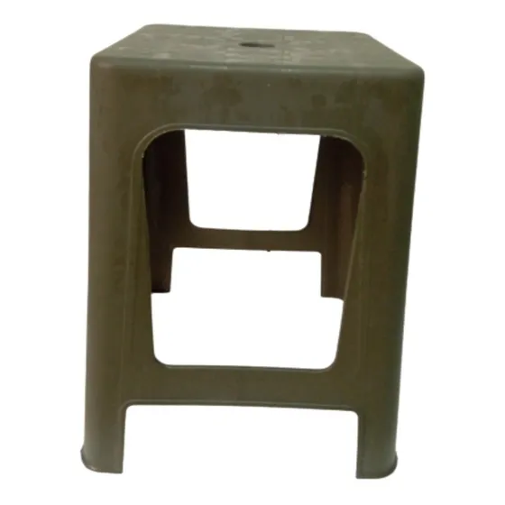 Banquetas De Plástico Usado