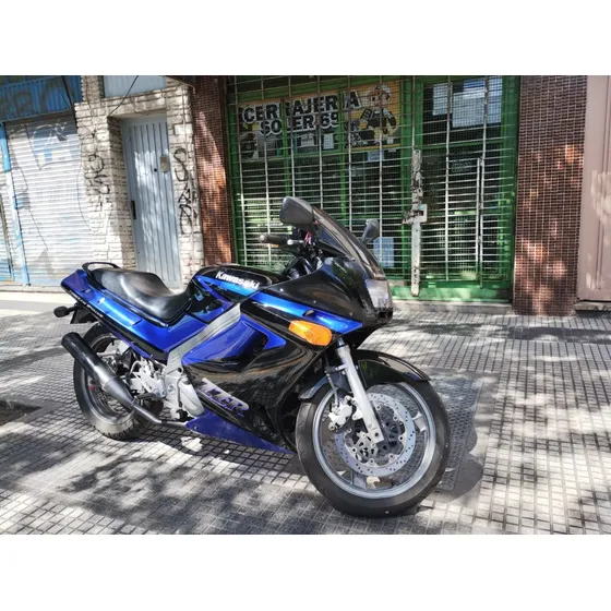 Kawasaki 250 Ninja Zzr