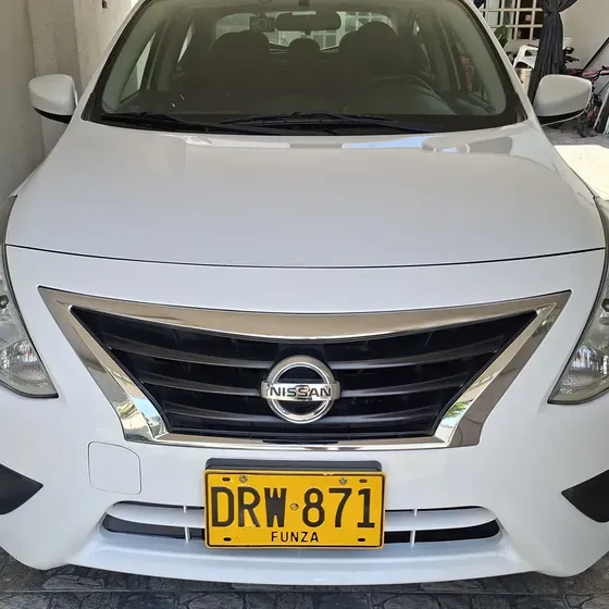 Nissan Versa 2018 1.6 Sense Cvt