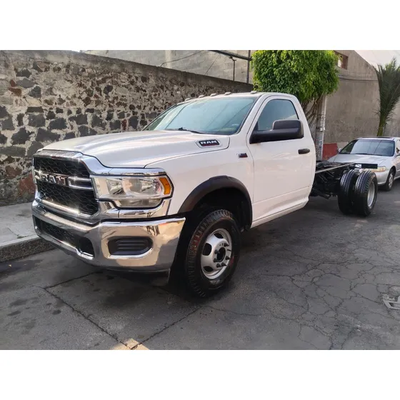 Ram 4000 5.7 Chasis Cabina Pl 4x2 Mt