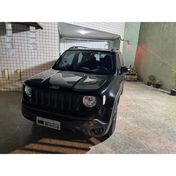 Jeep Renegade 1.8 Flex Aut. 5p