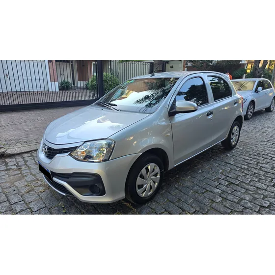 Toyota Etios 1.5 X 6mt My19