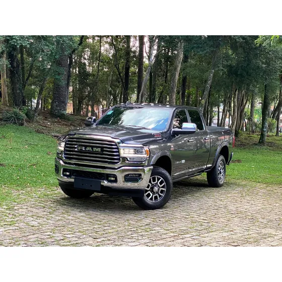 Ram Ram 3500 Laram. Longhorn 6.7 Tb Cd 4x4 Die.