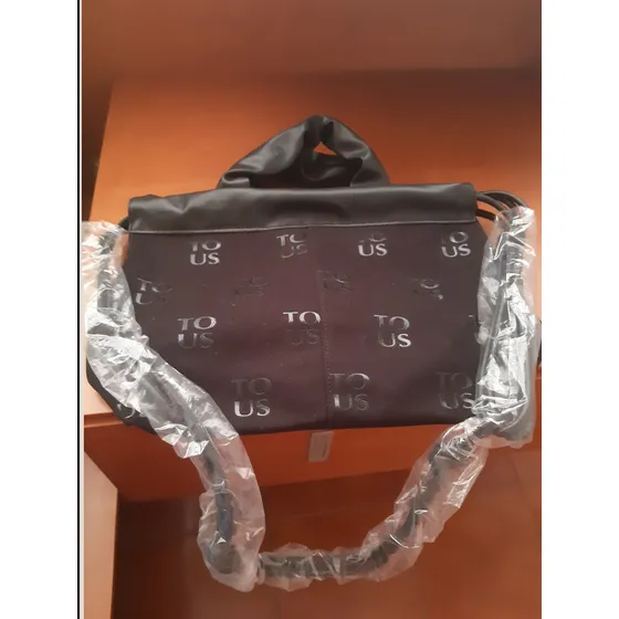 Cartera Negra Marca Tous Con Certificado De Autenticidad