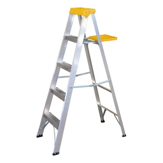 Surtek Escalera De Aluminio Tipo Tijera, 4 Peldaños, 1.54mt