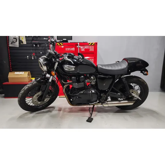 Triumph Bonneville 