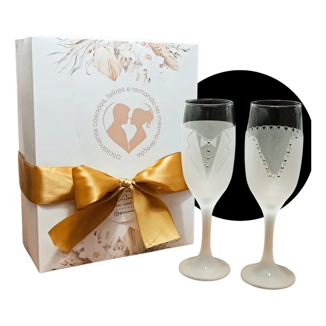 2 Taças Para Noivos Com Caixa / Terno E Vestido / Casamento