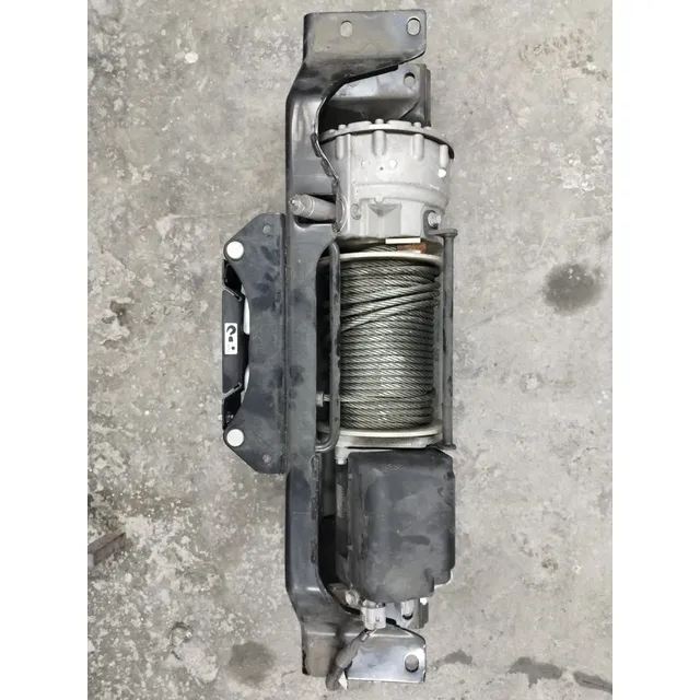 Winche Original Toyota Serie 76 Con Su Parachoque
