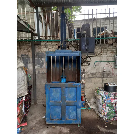 Prensa Hidráulica Para El Reciclaje 